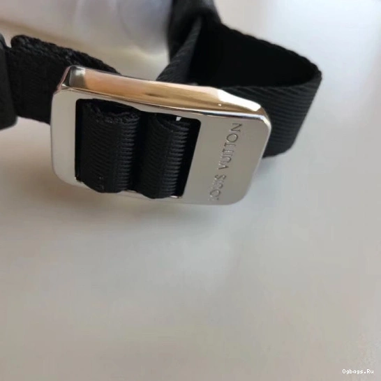 Vuitton OUTDOOR MESSENGER Louis PM 0224